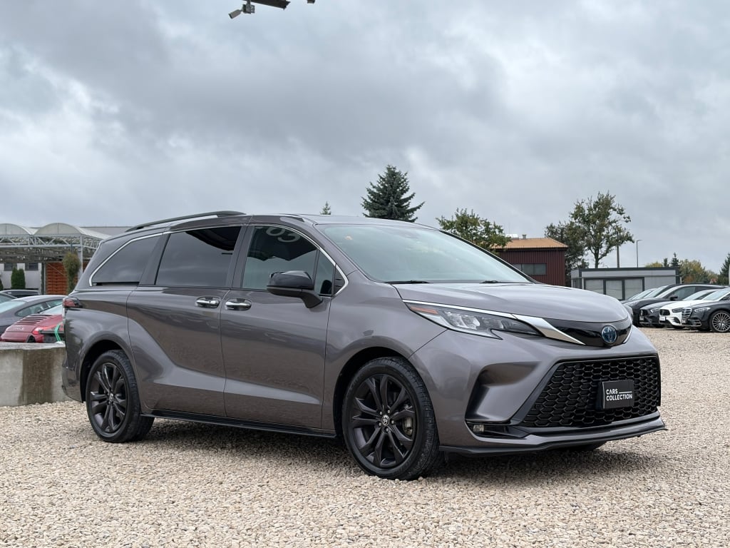 Toyota Sienna 2022 na sprzedaż — Cars Collection Warszawa
