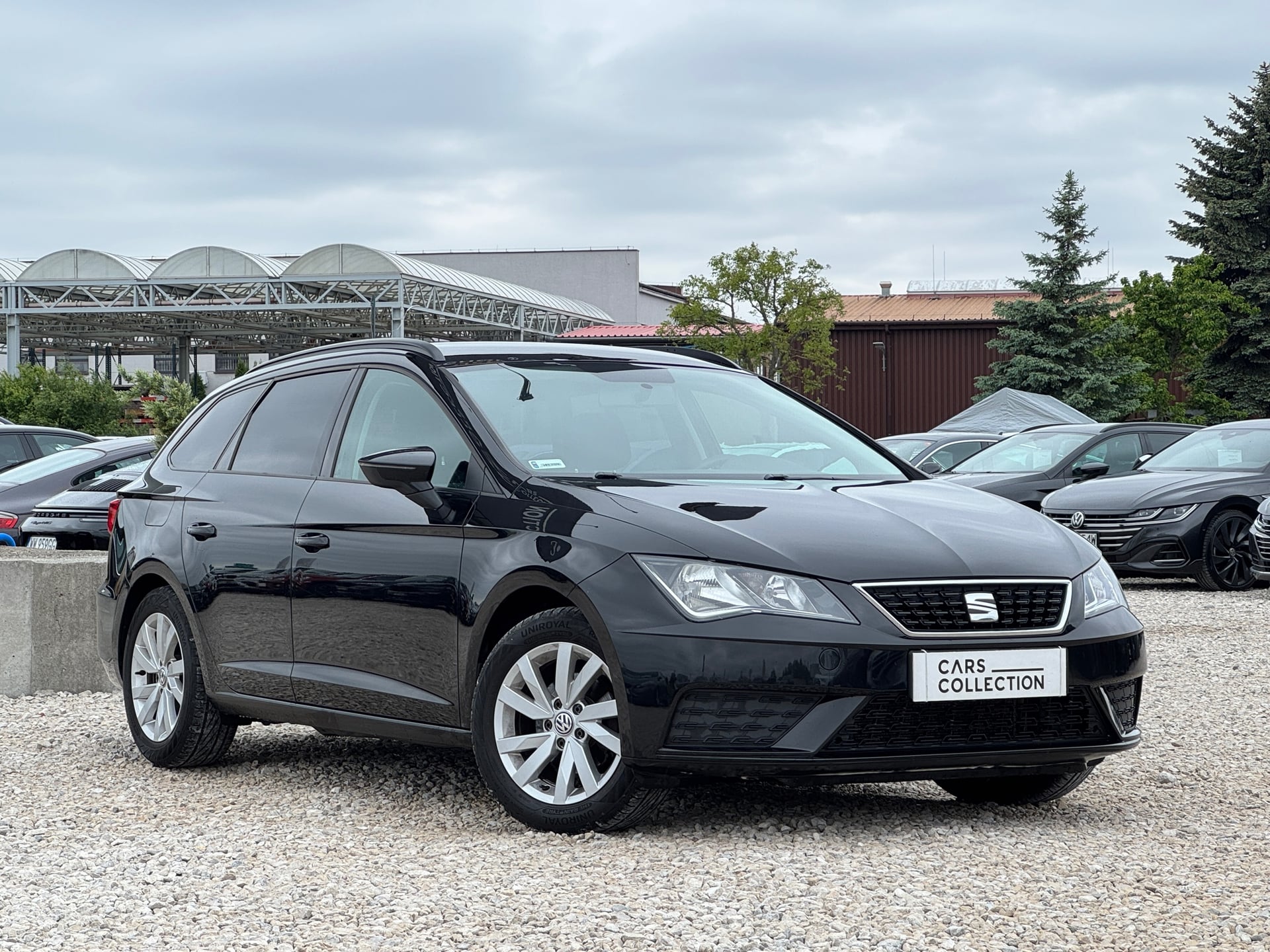 Seat Leon 2017 — zdjecie glowne, na sprzedaz w Cars Collection Warszawa