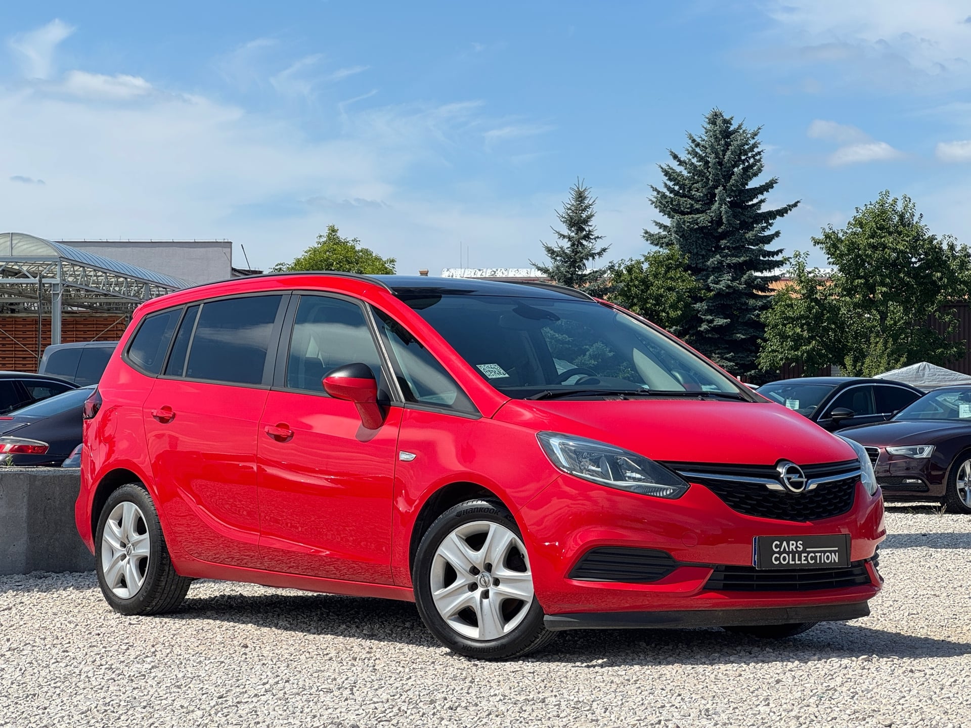 Opel Zafira 2017 na sprzedaż — Cars Collection Warszawa