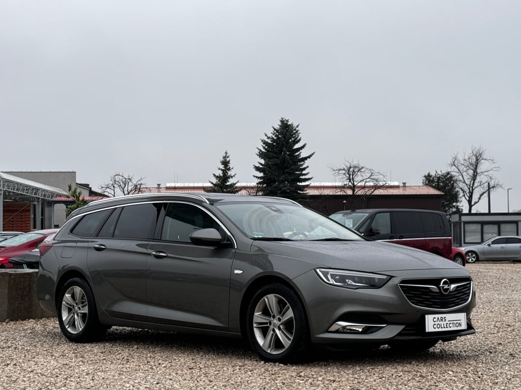 Opel Insignia 2017 na sprzedaż — Cars Collection Warszawa