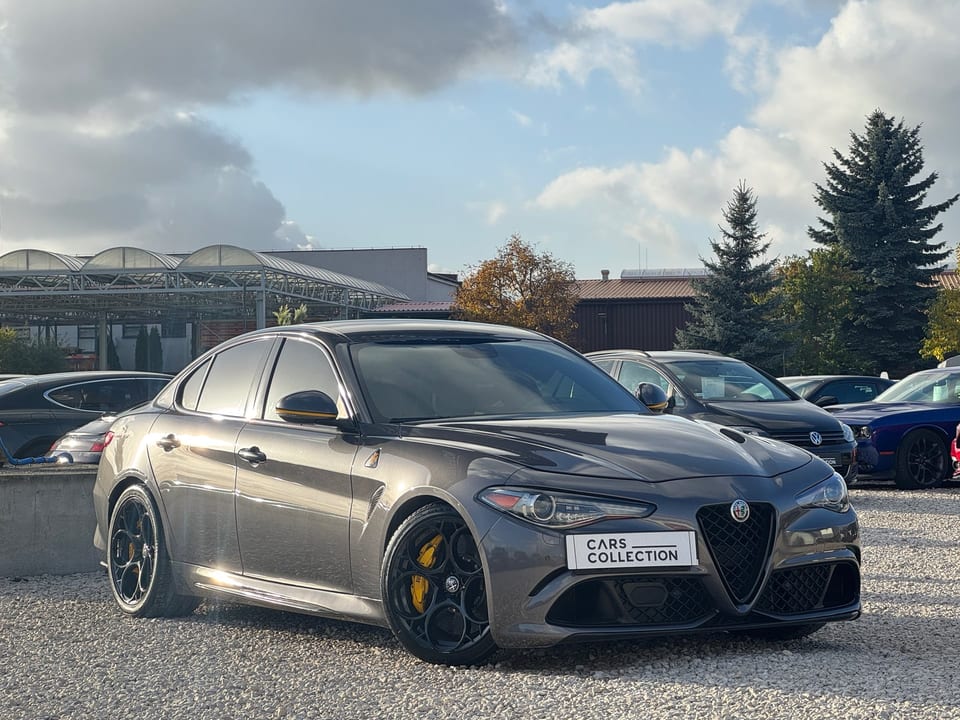 Alfa Romeo Giulia 2017 na sprzedaż — Cars Collection Warszawa