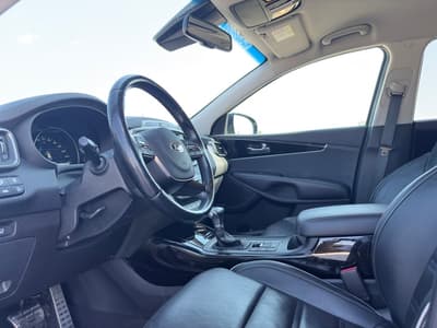 KIA Sorento 2019 — zdjecie 9 z 23