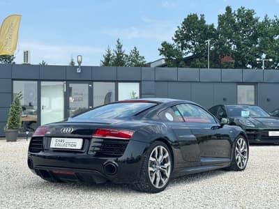 Audi R8 Coupé 2015 — zdjecie 4 z 18