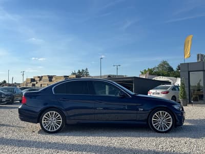 BMW 325I XDRIVE 2011 — zdjecie 3 z 18