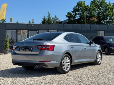 Skoda Superb 2019 — zdjecie 4 z 21