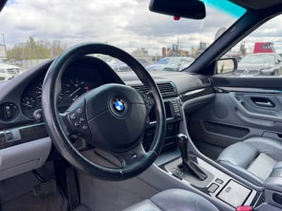 BMW Seria 7 2001 — zdjecie 10 z 22