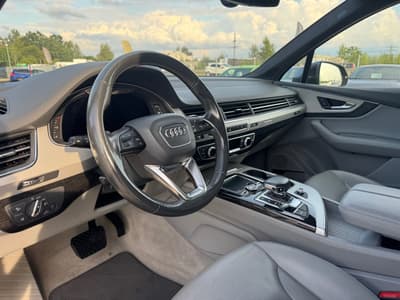 Audi Q7 2018 — zdjecie 10 z 26