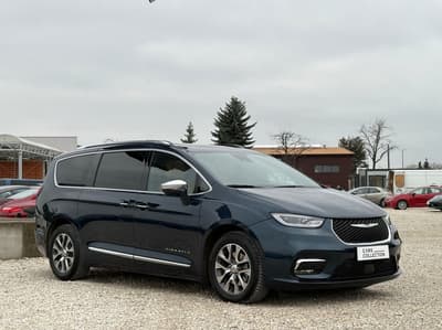 Chrysler Pacifica 2022 — zdjecie glowne, na sprzedaz w Cars Collection Warszawa