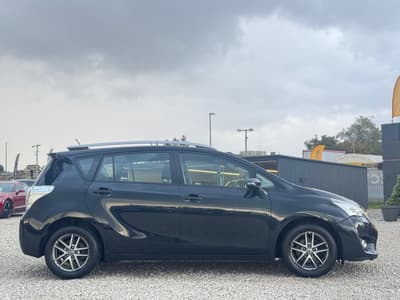 Toyota Verso 2015 — zdjecie 3 z 19