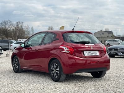 Peugeot 208 2012 — zdjecie 6 z 17