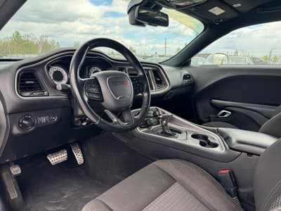 Dodge Challenger 2021 — zdjecie 10 z 20