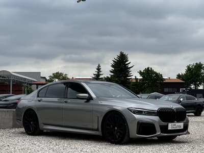 BMW Seria 7 2021 — zdjecie 2 z 24