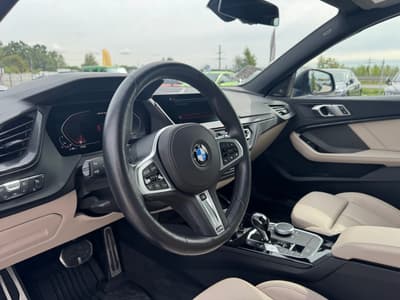 BMW M235xi 2023 — zdjecie 10 z 22