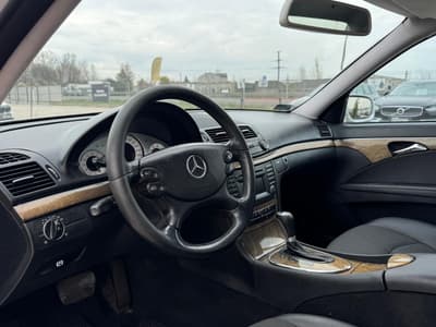 Mercedes E 200 2008 — zdjecie 10 z 17