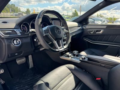 Mercedes-Benz Klasa E 2013 — zdjecie 10 z 26