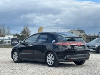 Honda Civic 2009 — zdjecie 6 z 20