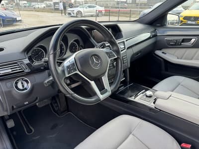 Mercedes-Benz Klasa E 2012 — zdjecie 10 z 19
