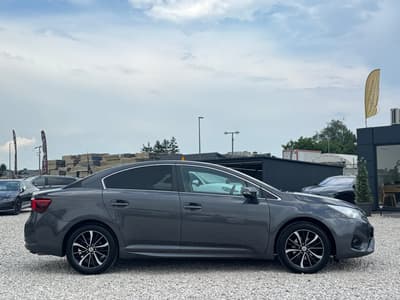 Toyota Avensis 2017 — zdjecie 3 z 21