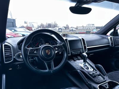 Porsche Cayenne 2016 — zdjecie 10 z 19