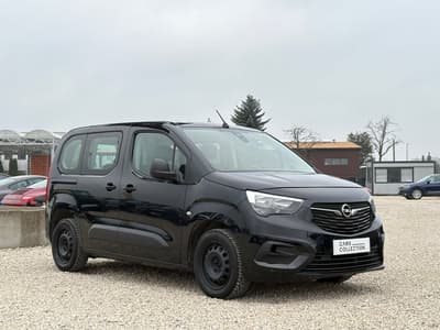 Opel Combo 2022 — zdjecie glowne, na sprzedaz w Cars Collection Warszawa
