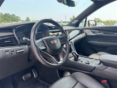 Cadillac XT6 2022 — zdjecie 10 z 25