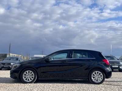 Mercedes A180 2015 — zdjecie 7 z 17