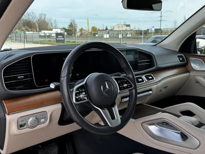 Mercedes GLE 300D 2020 — zdjecie 10 z 21