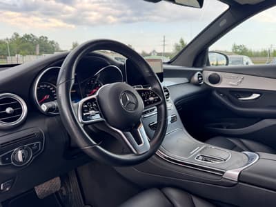 Mercedes-Benz GLC 2021 — zdjecie 10 z 19