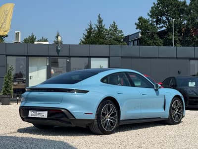 Porsche Taycan 2023 — zdjecie 4 z 24