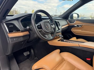 Volvo XC90 2019 — zdjecie 10 z 25