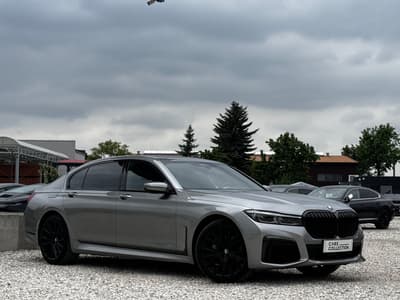 BMW Seria 7 2021 — zdjecie glowne, na sprzedaz w Cars Collection Warszawa
