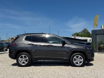 Jeep Compass 2023 — zdjecie 3 z 18