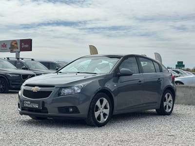 Chevrolet Cruze 2012 — zdjecie 8 z 19