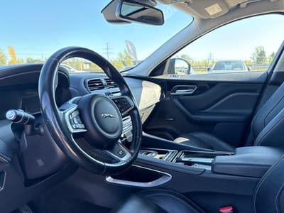 Jaguar F-Pace 2018 — zdjecie 9 z 22