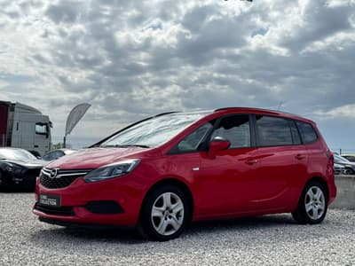 Opel Zafira 2017 — zdjecie 7 z 16