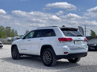 Jeep Grand Cherokee 2019 — zdjecie 6 z 21