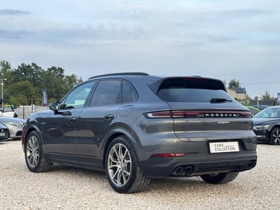 Porsche Cayenne 2023 — zdjecie 6 z 23