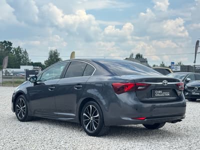 Toyota Avensis 2017 — zdjecie 6 z 21