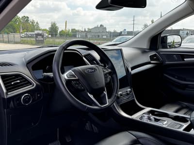 Ford Edge 2023 — zdjecie 10 z 19
