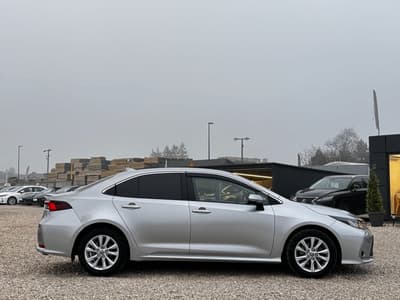 Toyota Corolla 2024 — zdjecie 3 z 19