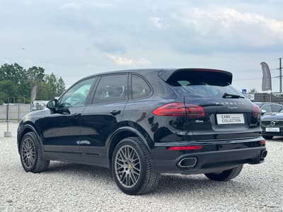 Porsche Cayenne 2016 — zdjecie 6 z 22