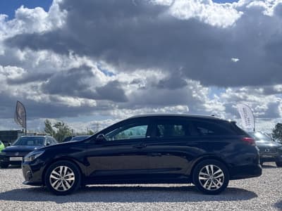 Hyundai i30 2019 — zdjecie 7 z 19