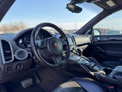 Porsche Cayenne GTS 2014 — zdjecie 10 z 22