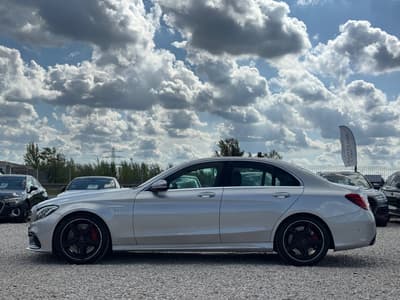 Mercedes-Benz Klasa C 2015 — zdjecie 7 z 24