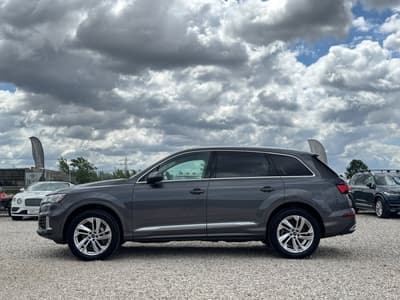 Audi Q7 2023 — zdjecie 7 z 23
