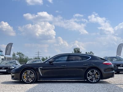 Porsche Panamera Turbo 2010 — zdjecie 7 z 22