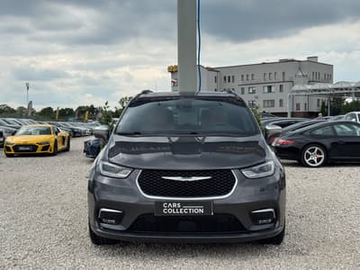 Chrysler Pacifica 2022 — zdjecie 9 z 27