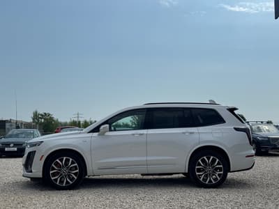 Cadillac XT6 2022 — zdjecie 7 z 25