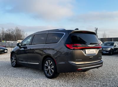 Chrysler Pacifica 2022 — zdjecie 5 z 23