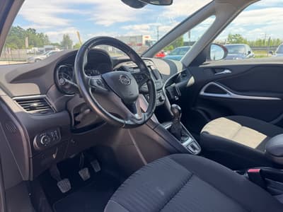 Opel Zafira 2017 — zdjecie 10 z 20